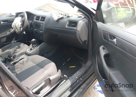 2014 Volkswagen Jetta 2.0L S z USA, uszkodzony, nr VIN 3VW2K7AJ1EM334297